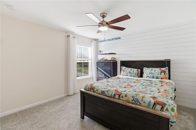 4217 Barrow Farm Road, Kernersville, NC 27284