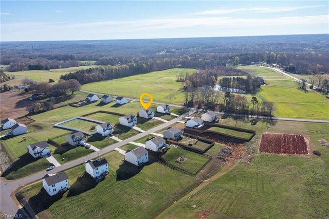 4217 Barrow Farm Road, Kernersville, NC 27284