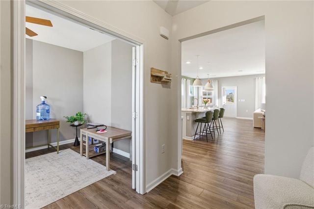 4217 Barrow Farm Road, Kernersville, NC 27284