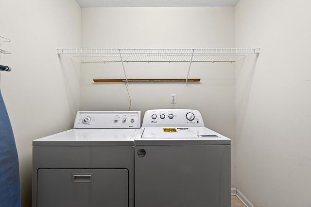 105 Falcon Lane, Chesnee, SC 29323