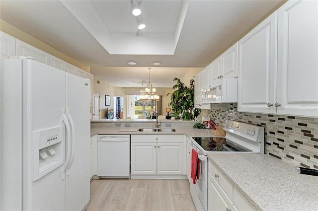 5350 HYLAND HILLS AVENUE 2512, Sarasota, FL 34241