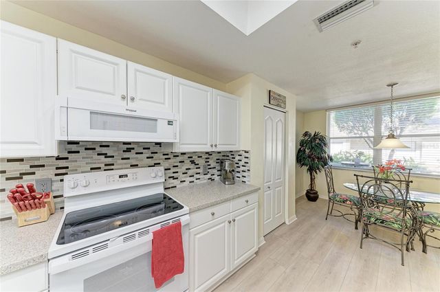 5350 HYLAND HILLS AVENUE 2512, Sarasota, FL 34241