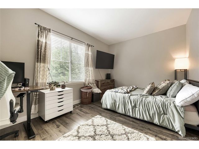 2420 Thistle Ct, Castle Rock, CO 80109