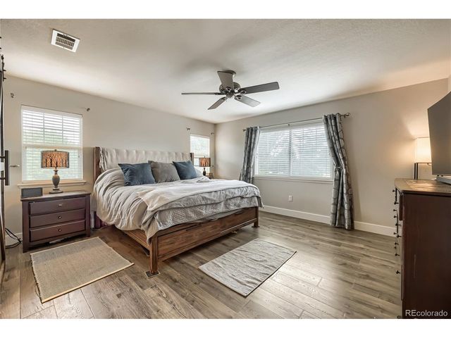 2420 Thistle Ct, Castle Rock, CO 80109