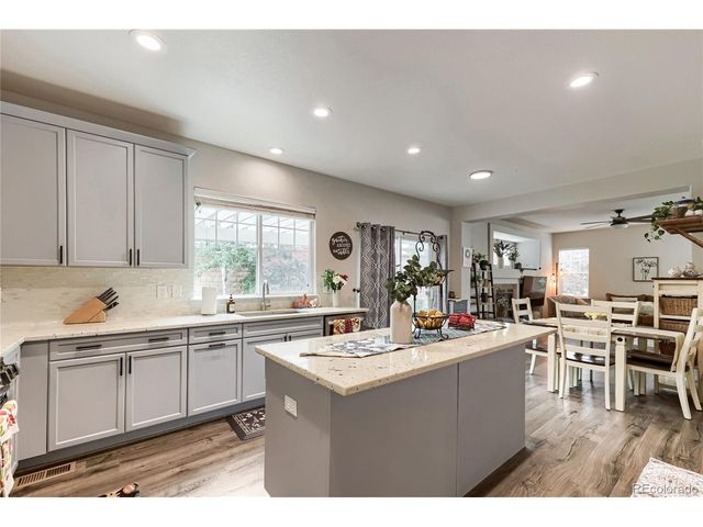 2420 Thistle Ct, Castle Rock, CO 80109