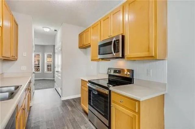 762 Commerce, Riverdale, GA 30296