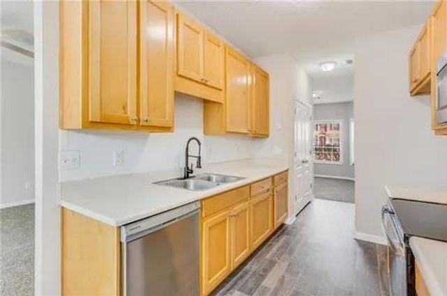 762 Commerce, Riverdale, GA 30296
