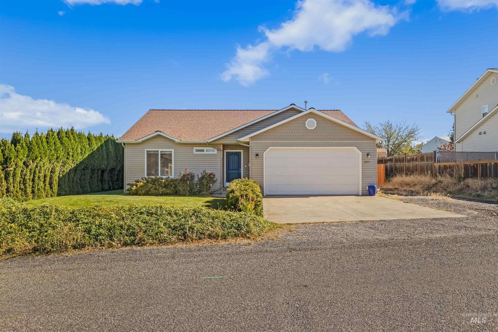 2675 27th St, Clarkston, WA 99403 photo 2