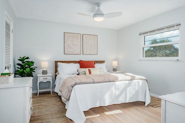 7151 SUNSET WAY 10, St Pete Beach, FL 33706