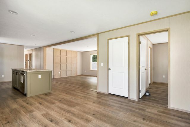 4 Leisure Lane, Belmont, NH 03220