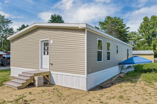 4 Leisure Lane, Belmont, NH 03220