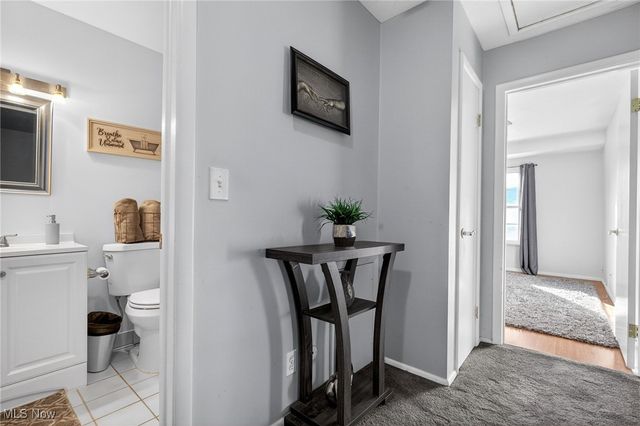 8067 Independence Drive D, Mentor, OH 44060