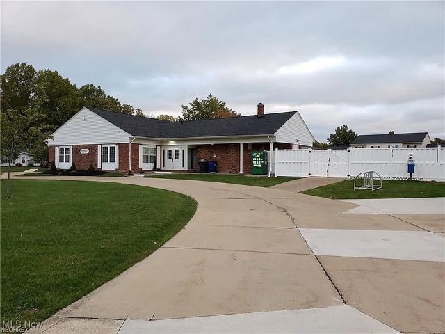 8067 Independence Drive D, Mentor, OH 44060