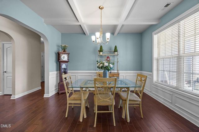 30 Sunbury Court, Zebulon, NC 27597