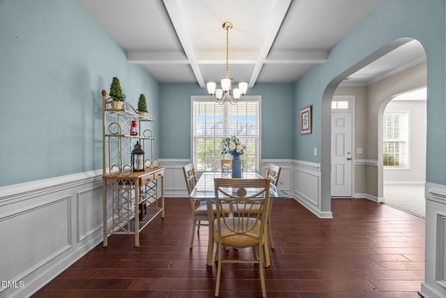 30 Sunbury Court, Zebulon, NC 27597