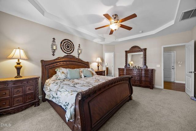 30 Sunbury Court, Zebulon, NC 27597