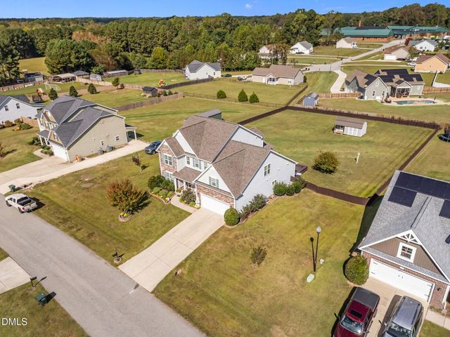 30 Sunbury Court, Zebulon, NC 27597