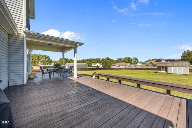 30 Sunbury Court, Zebulon, NC 27597