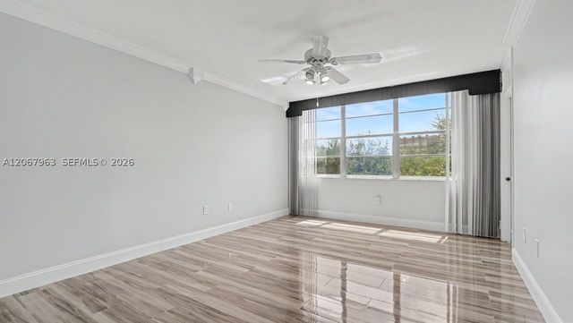 1300 Saint Charles Pl 417, Pembroke Pines, FL 33026