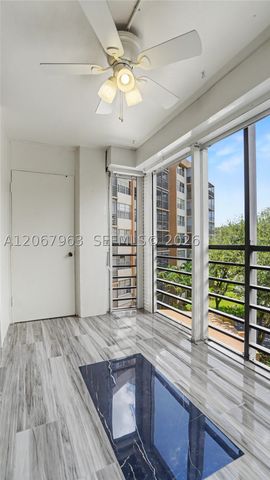 1300 Saint Charles Pl 417, Pembroke Pines, FL 33026