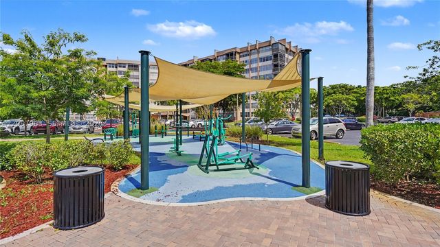 1300 Saint Charles Pl 417, Pembroke Pines, FL 33026