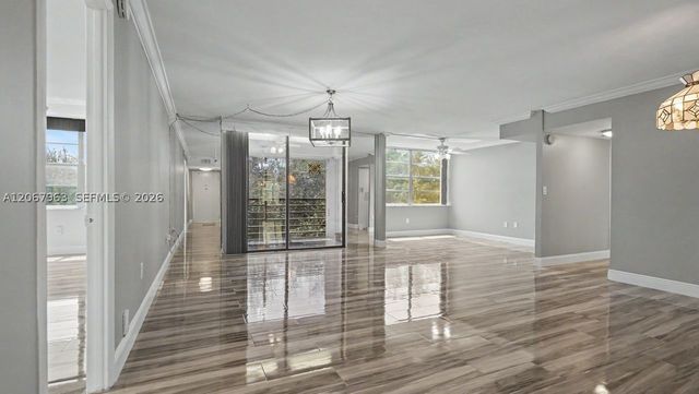 1300 Saint Charles Pl 417, Pembroke Pines, FL 33026