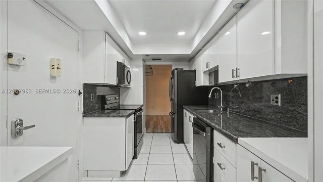 1300 Saint Charles Pl 417, Pembroke Pines, FL 33026