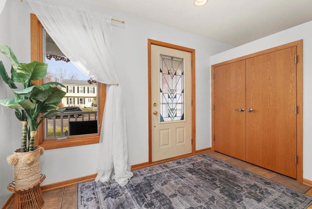 2214 Woodside Drive, Cross Plains, WI 53528