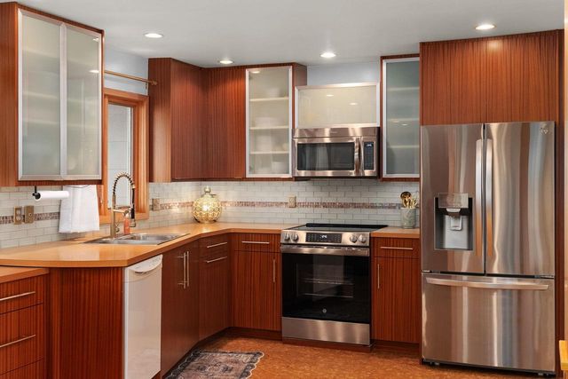 2214 Woodside Drive, Cross Plains, WI 53528