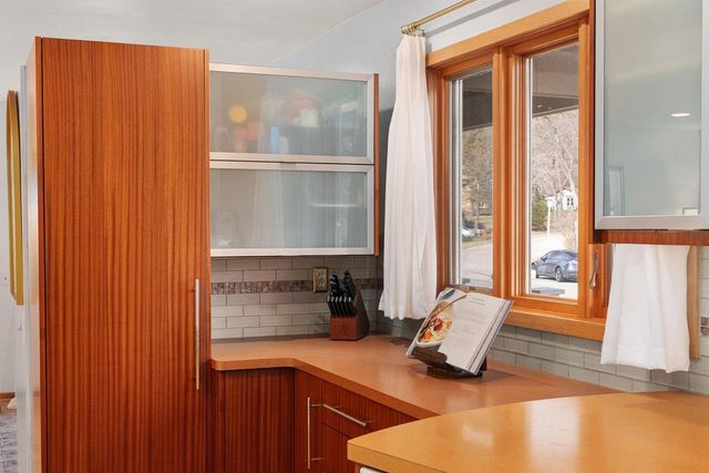 2214 Woodside Drive, Cross Plains, WI 53528