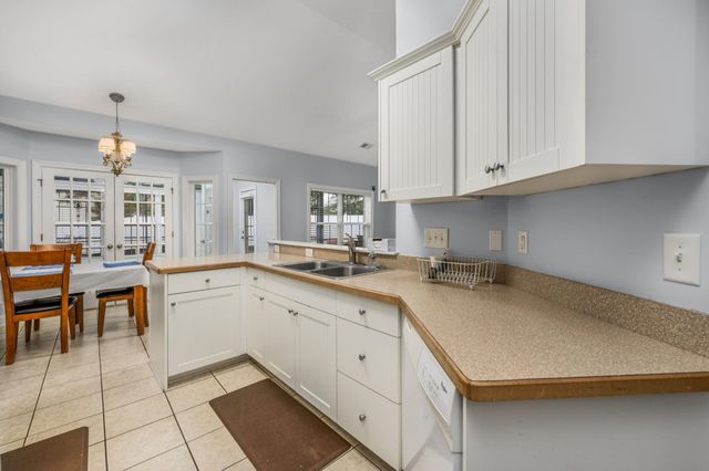 1630 Edgewood Dr., Little River, SC 29566