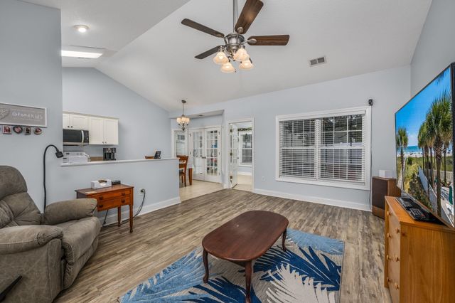 1630 Edgewood Dr., Little River, SC 29566