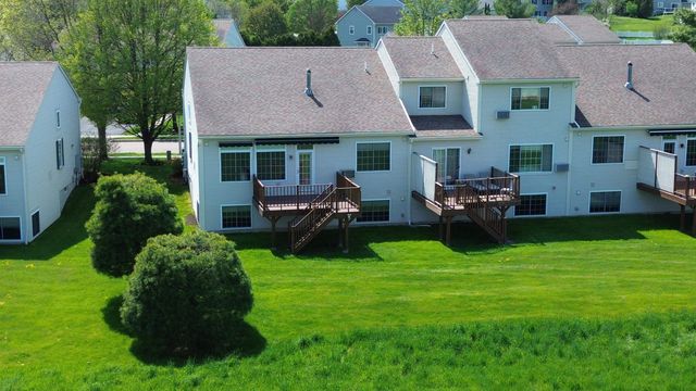 24 Fox Run Road, Essex, VT 05452
