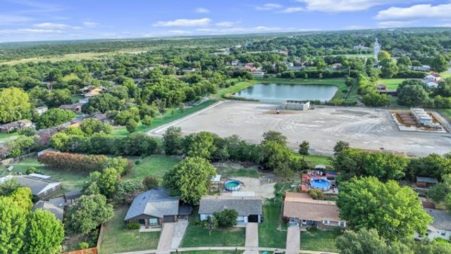 6110 Ivy Hill Road, Fort Worth, TX 76135