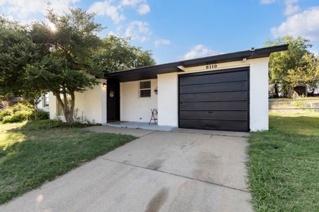 6110 Ivy Hill Road, Fort Worth, TX 76135