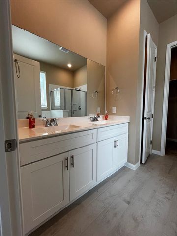 18206 Sonresa Way, Tomball, TX 77377