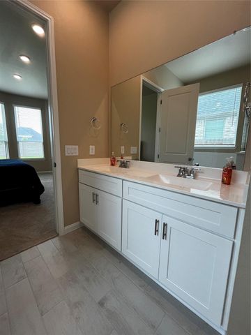 18206 Sonresa Way, Tomball, TX 77377