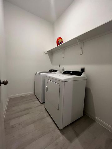 18206 Sonresa Way, Tomball, TX 77377