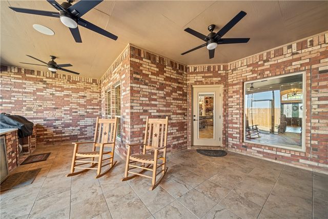 2429 Badlands Dr, Corpus Christi, TX 78414