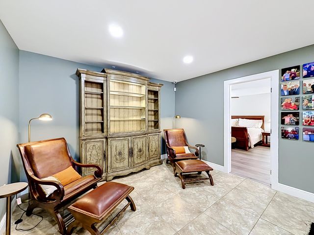 736 NW 12th Avenue, Dania Beach, FL 33004