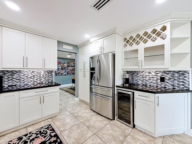 736 NW 12th Avenue, Dania Beach, FL 33004