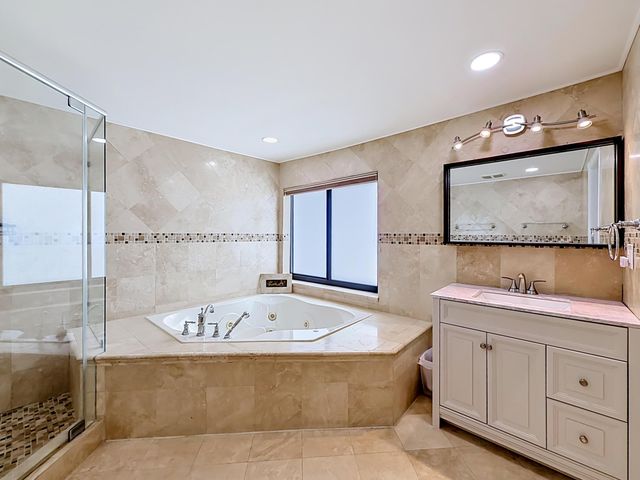736 NW 12th Avenue, Dania Beach, FL 33004