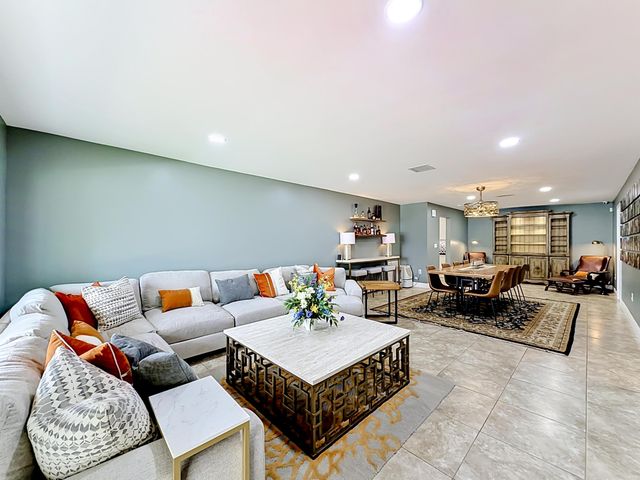 736 NW 12th Avenue, Dania Beach, FL 33004
