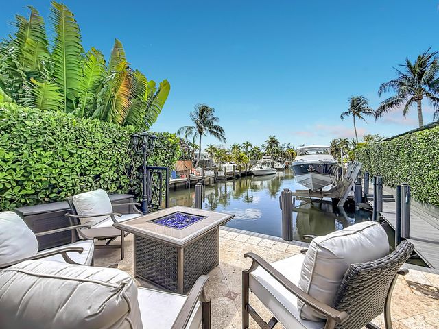 736 NW 12th Avenue, Dania Beach, FL 33004