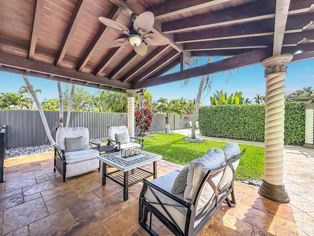 736 NW 12th Avenue, Dania Beach, FL 33004