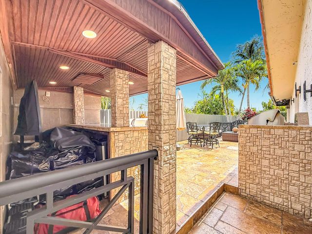736 NW 12th Avenue, Dania Beach, FL 33004