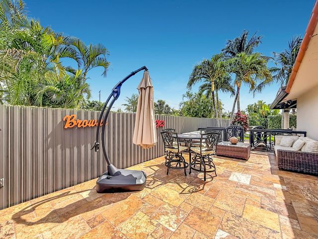 736 NW 12th Avenue, Dania Beach, FL 33004