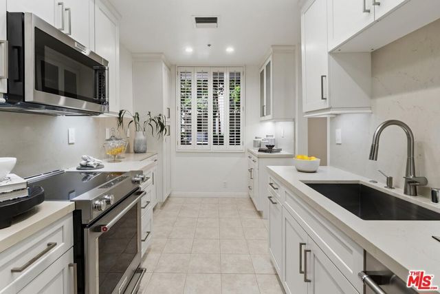 2112 Century Park Lane 107, Los Angeles, CA 90067