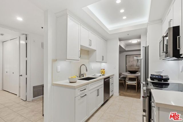 2112 Century Park Lane 107, Los Angeles, CA 90067