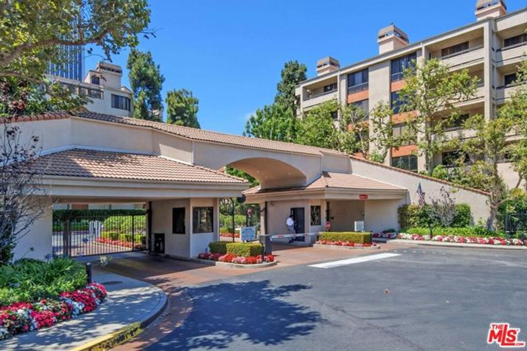 2112 Century Park Lane 107, Los Angeles, CA 90067